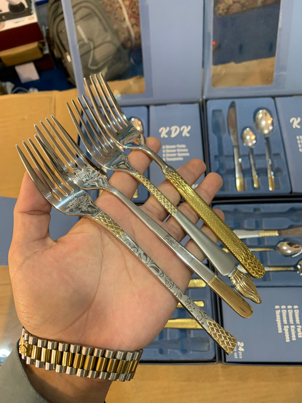 KDK 24pcs Stainless Steel Cutlery Set