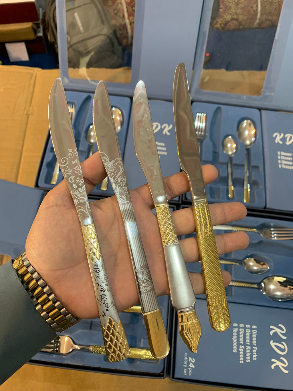 KDK 24pcs Stainless Steel Cutlery Set