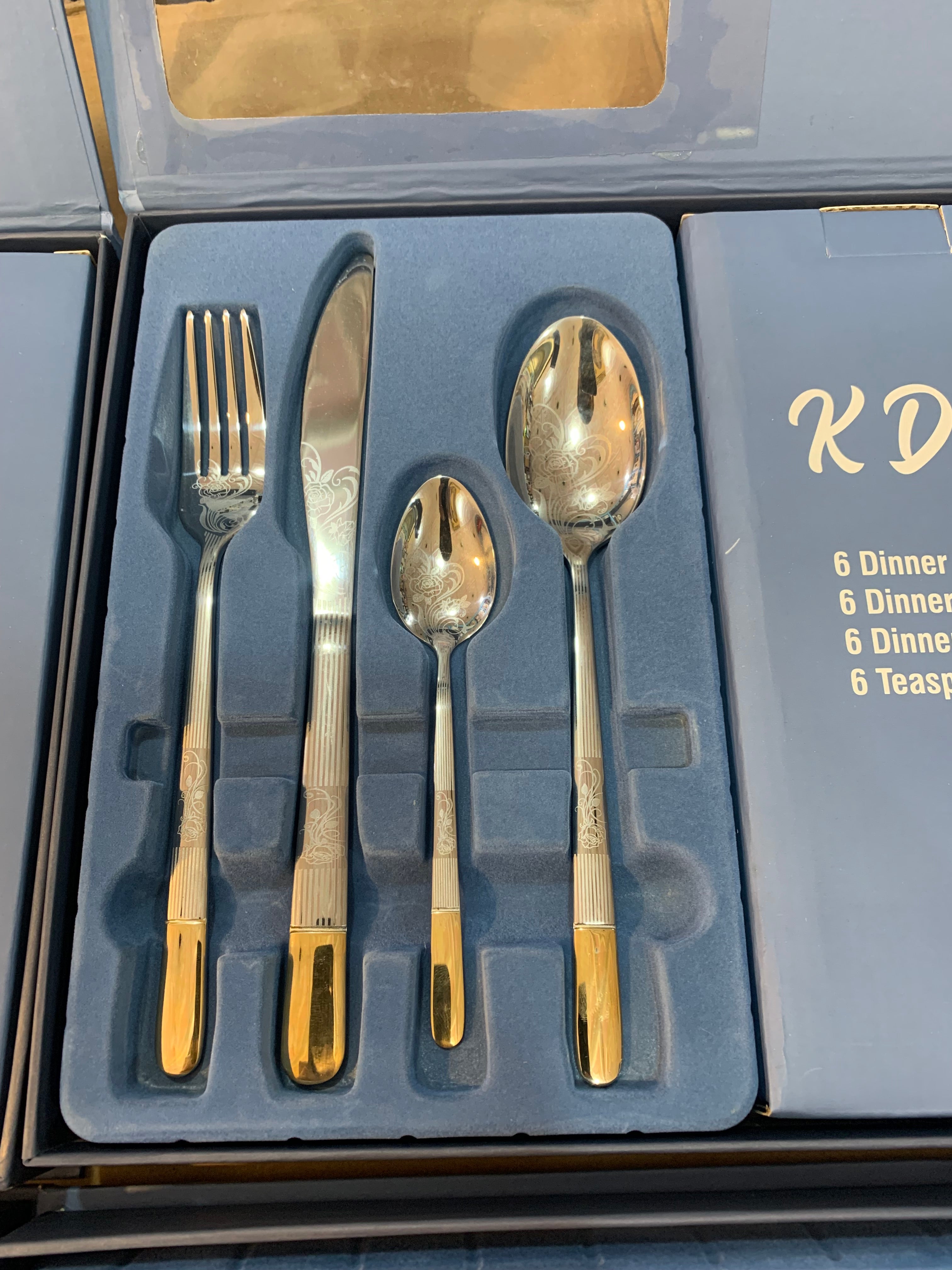KDK 24pcs Stainless Steel Cutlery Set