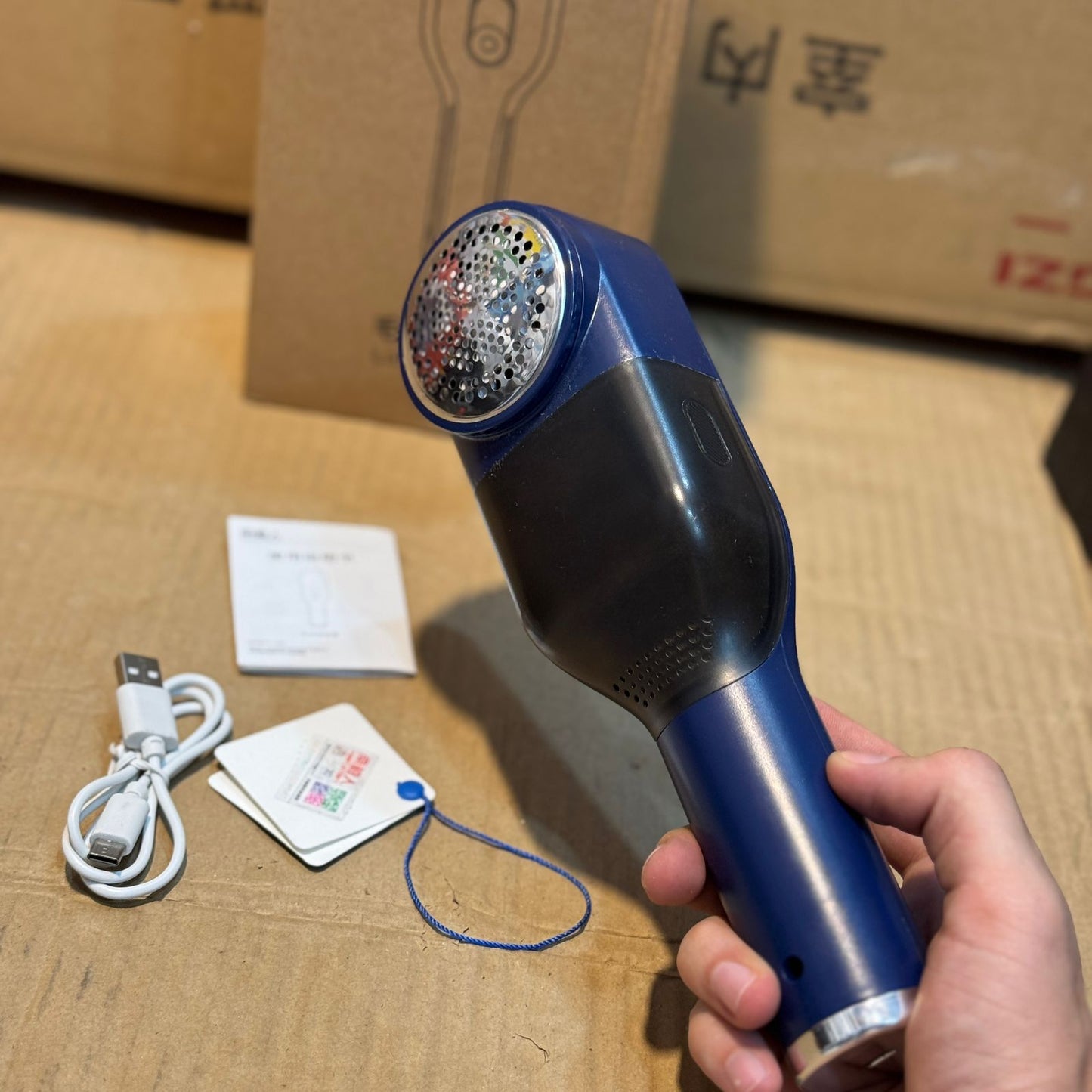 Nanjiren Rechargeable Lint Remover – Fabric Shaver for Clothes