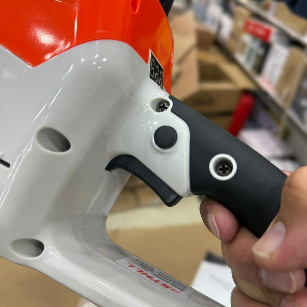 Amazon STHLL 16-inch Cordless Chainsaw