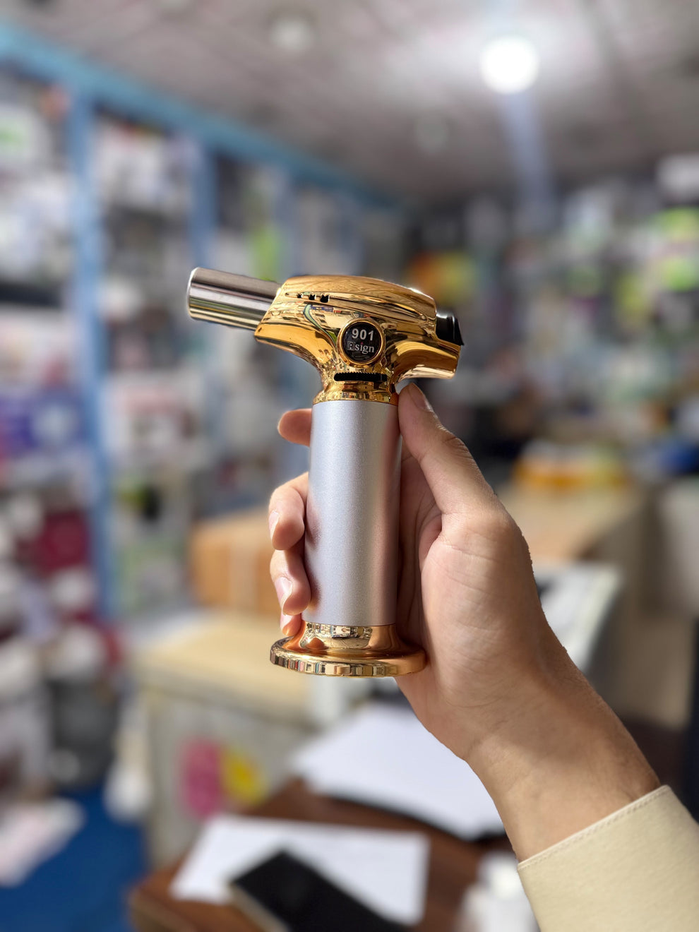 901 Sign Pro Butane Torch - Refillable Adjustable Flame Torch