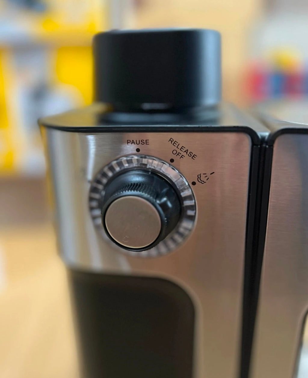 Zanussi Coffee Maker ZES-485 – Premium Coffee Brewing Machine