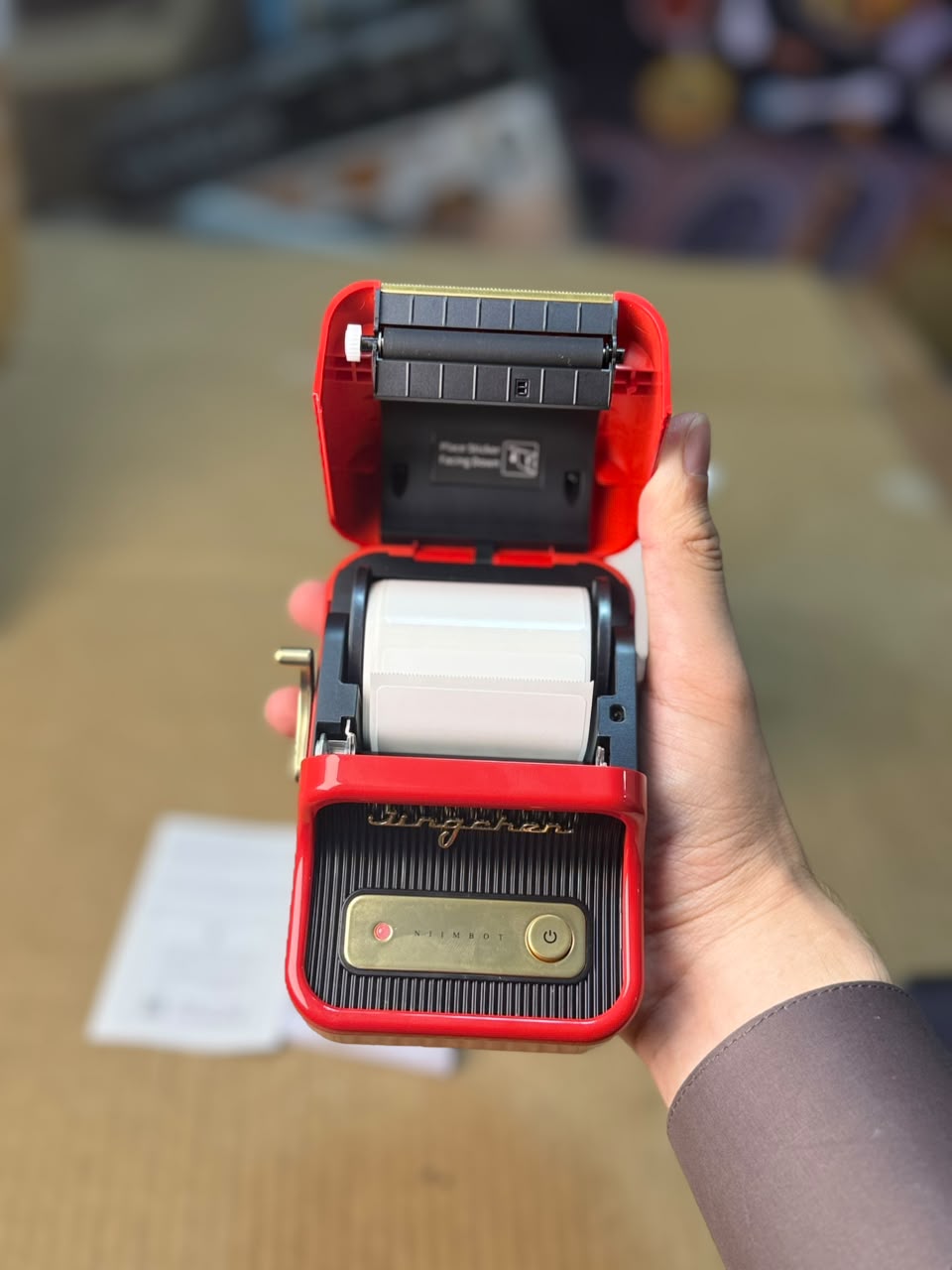 NIIMBOT B21S Portable Bluetooth Label Printer – Vintage Retro Smart Thermal Label Maker
