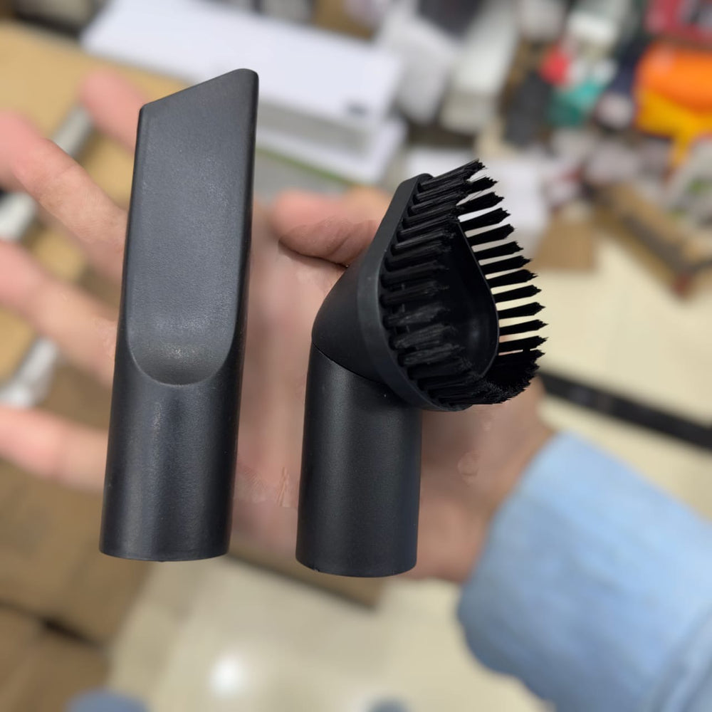 Geepas 25L Wet & Dry Vacuum Cleaner & Blower 19011