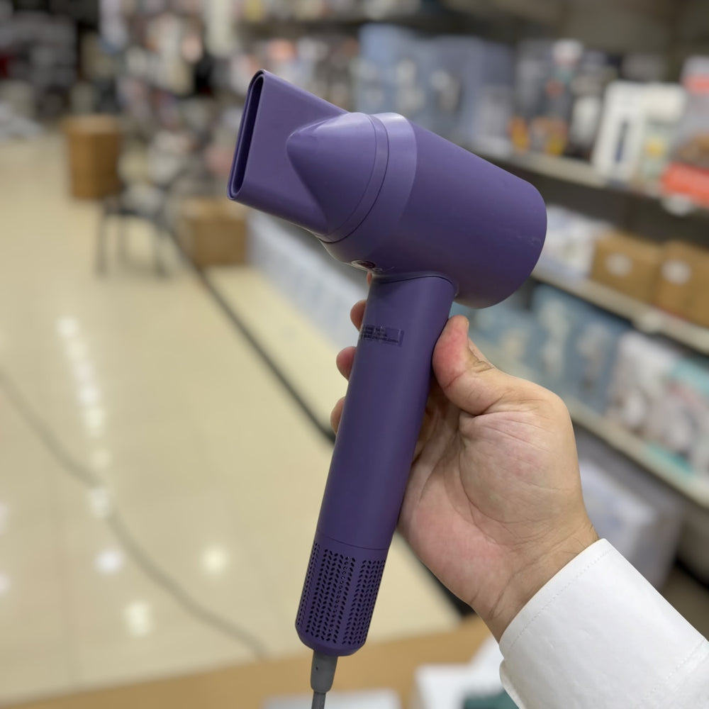 Leafless Super Hair Dryer