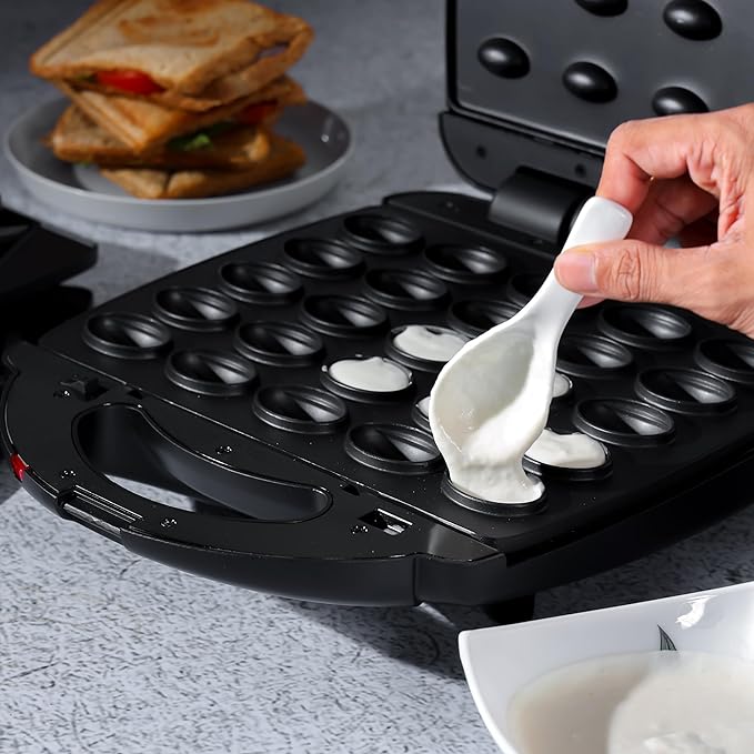 Geepas 6 in 1 Multi Snacks Sandwich Maker 36528