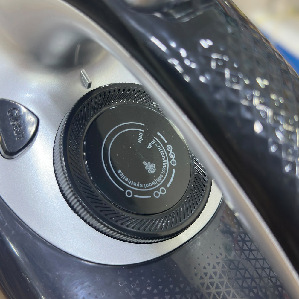Uakeen Electric Steam Iron ZL-830A