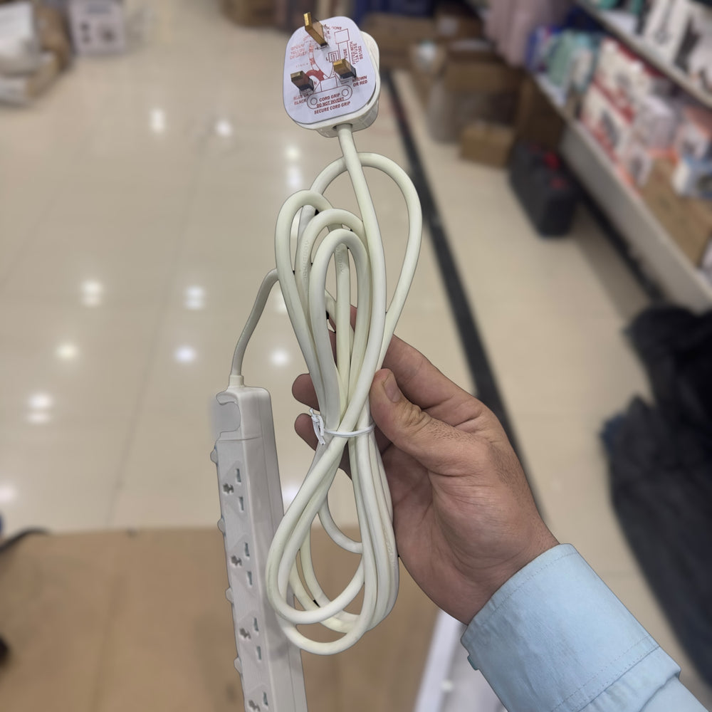 Geepas 6 Way Extension Socket 4093