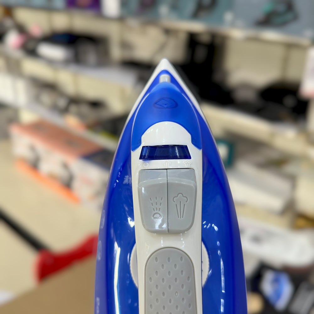 Panasonic NI-M160N Electric Steam Iron – 1300W High Power, Non-Stick Soleplate