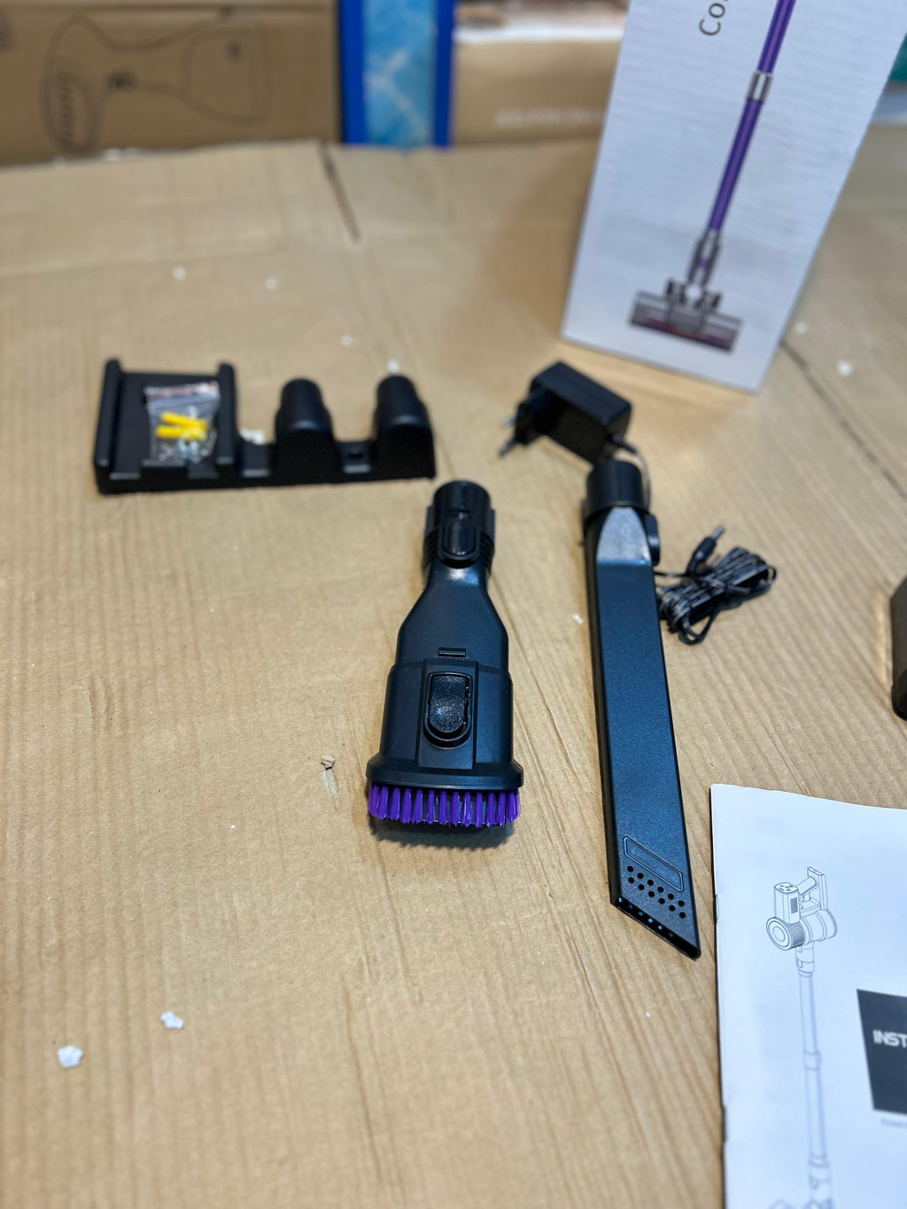 6 in 1 Cordless Vacuum Cleaner – Lightweight & Powerful Cleaning