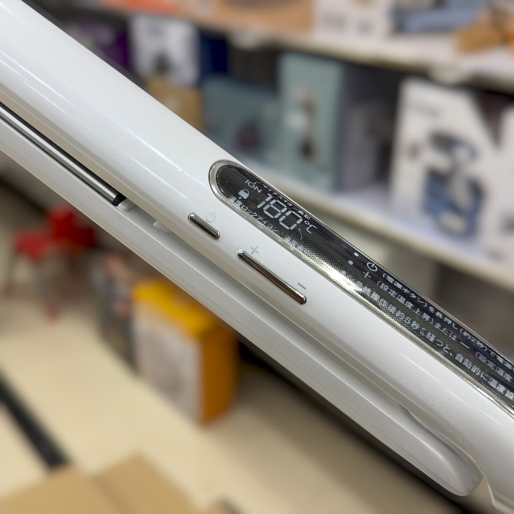 Ur. Salon Digital Hair Straightener