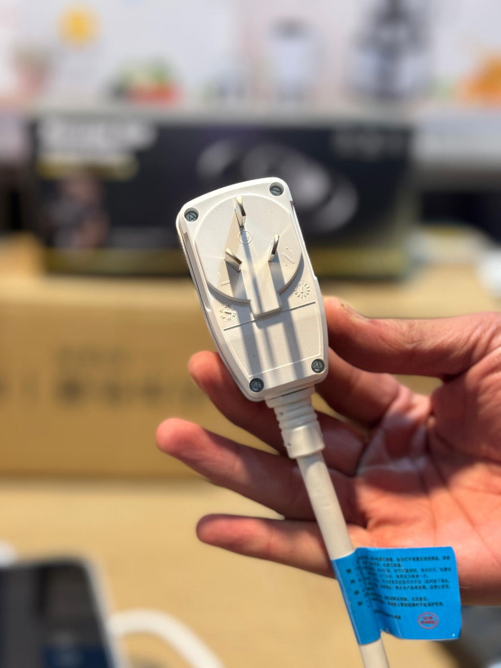 Debolai Japani Electric Shower | Instant Hot Water Heater