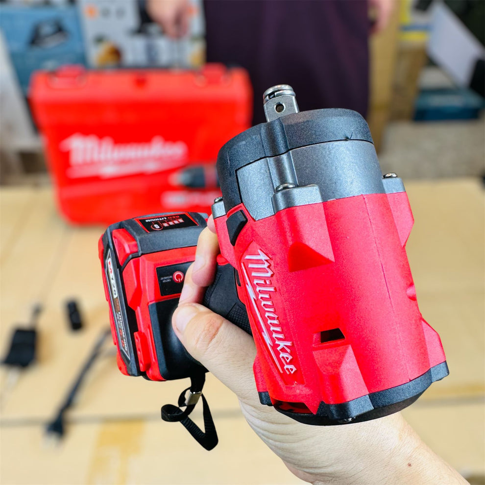 milwaukee 2 in 1 drill & impact set