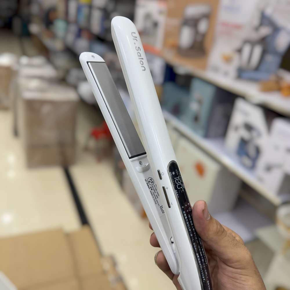 Ur. Salon Digital Hair Straightener