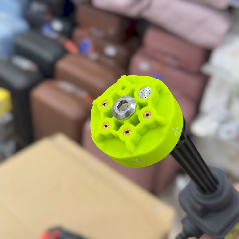 MDHL Rechargeable Car Pressure Washer 8106