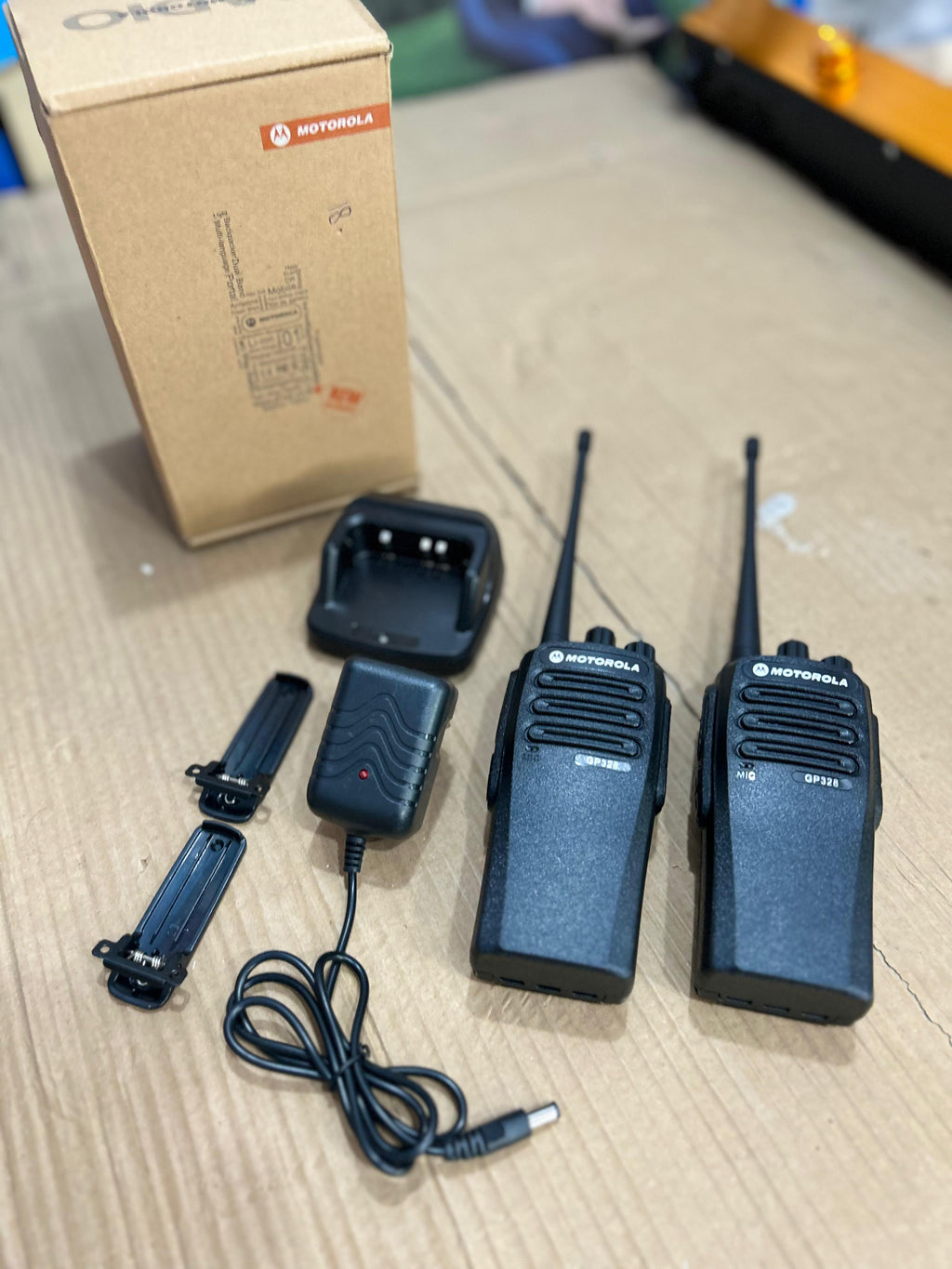 Motorola GP328 Walkie Talkie – 7KM Long Range Two-Way Radio