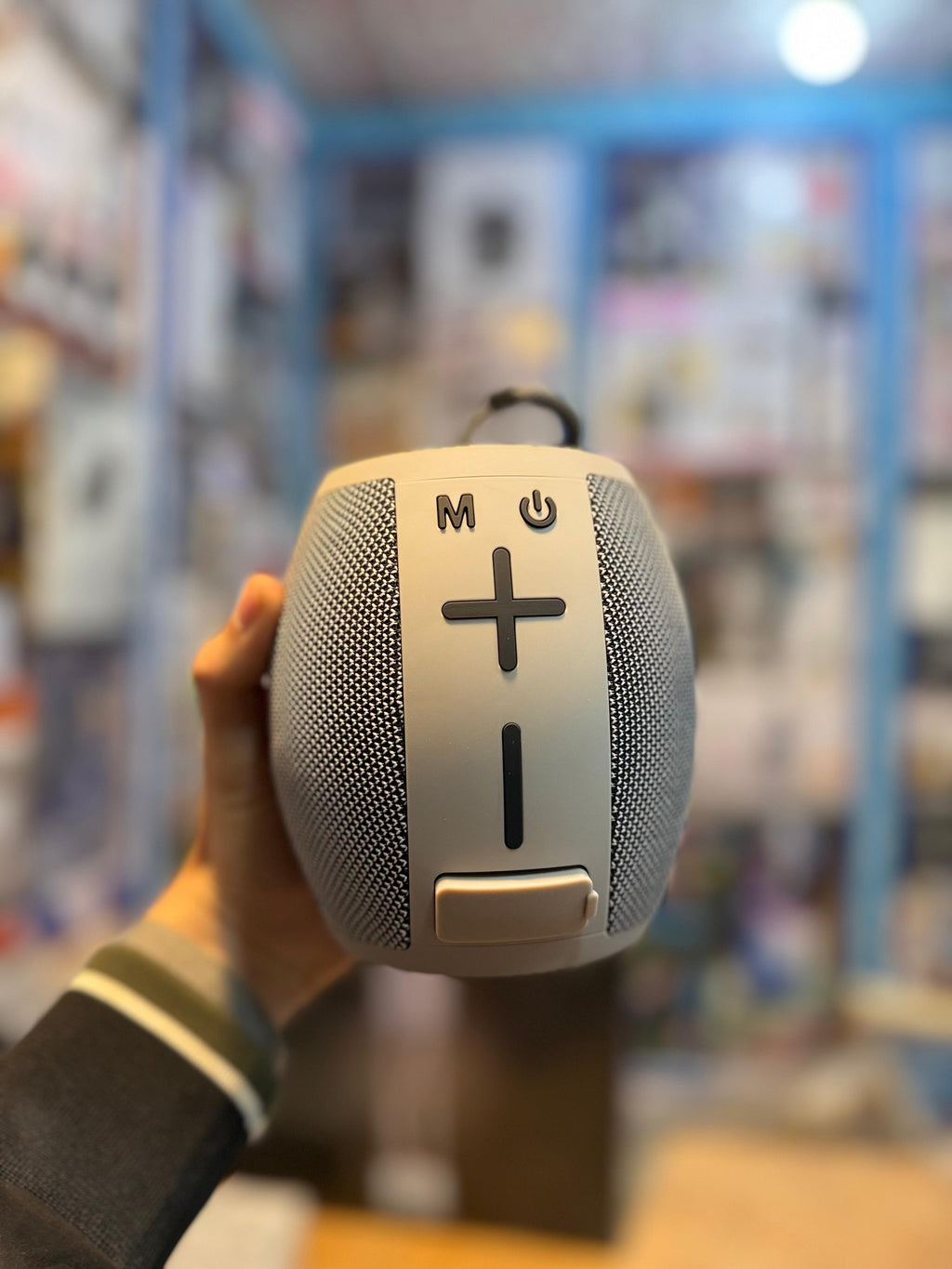 Rechargeable Bluetooth speaker