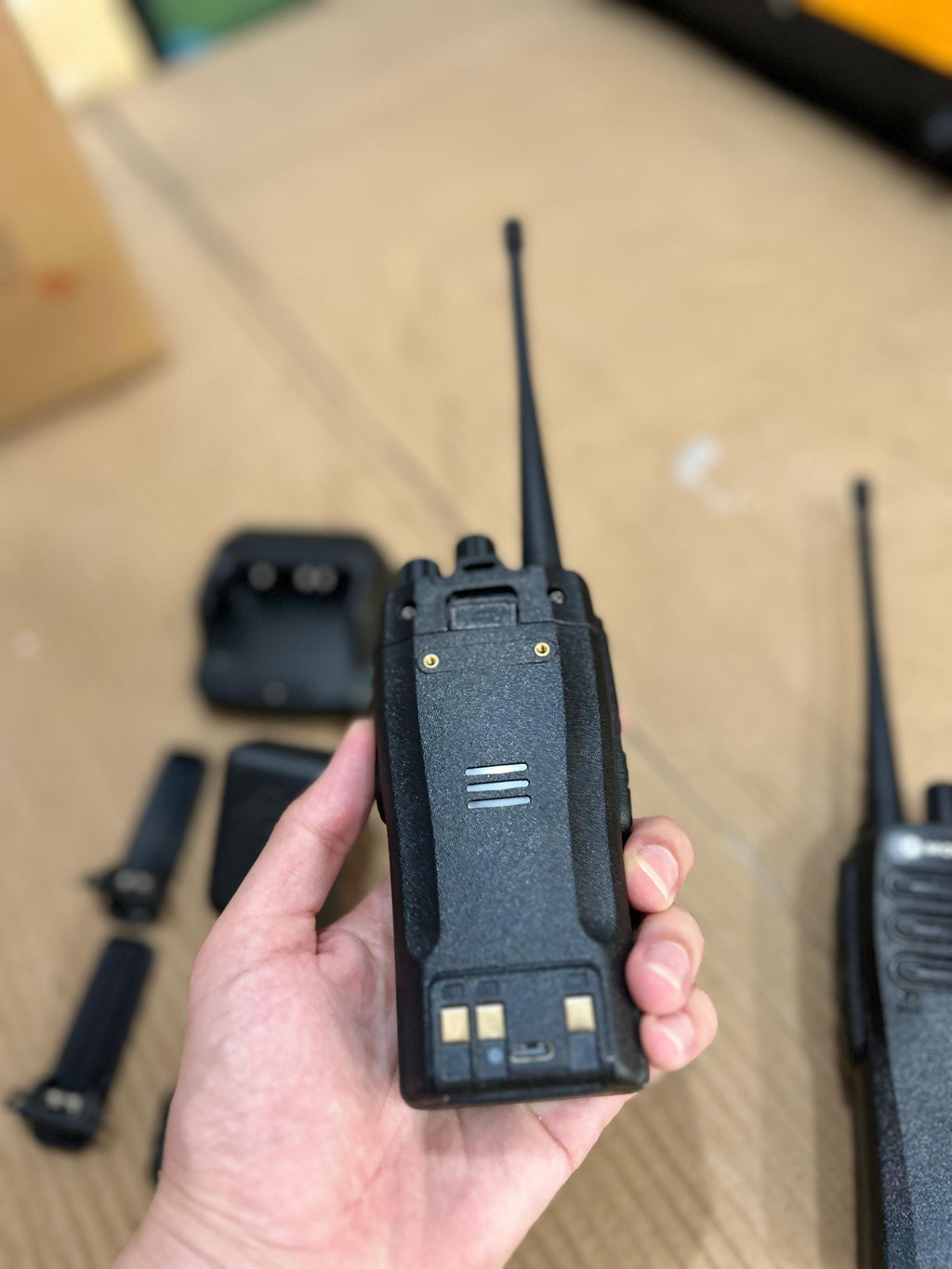 Motorola GP328 Walkie Talkie – 7KM Long Range Two-Way Radio