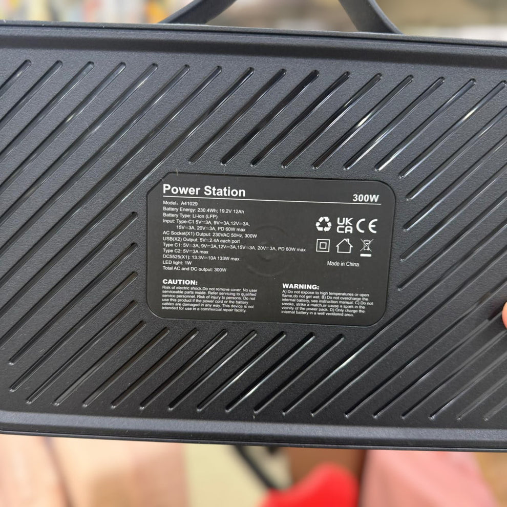 AC / DC 300 Watt Portable Power Station