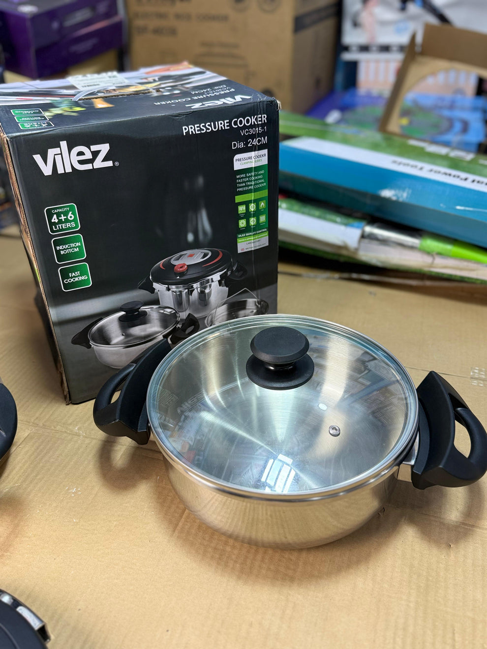 Vilez automatic pressure cooker with steamer 6L &4L
