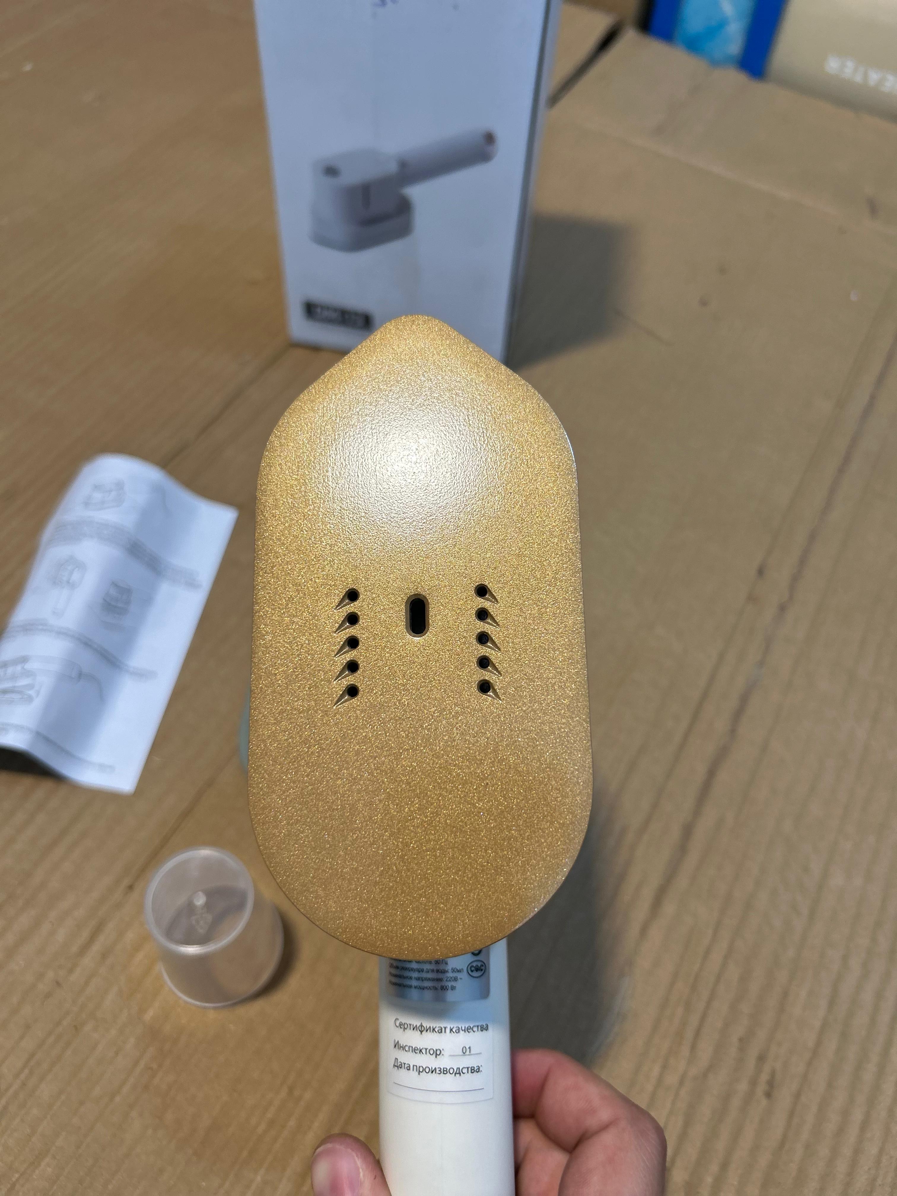 Handy Steam Iron – Portable Garment Steamer for Quick Wrinkle Removal