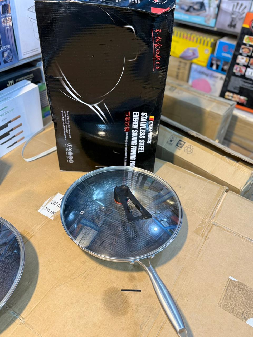 Laser coteade deep frypan