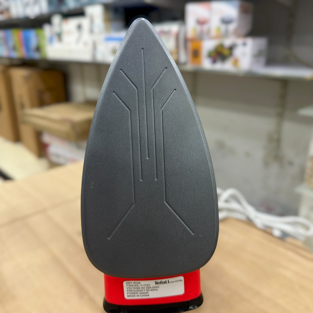 Tefal Small Dry Iron T-7707