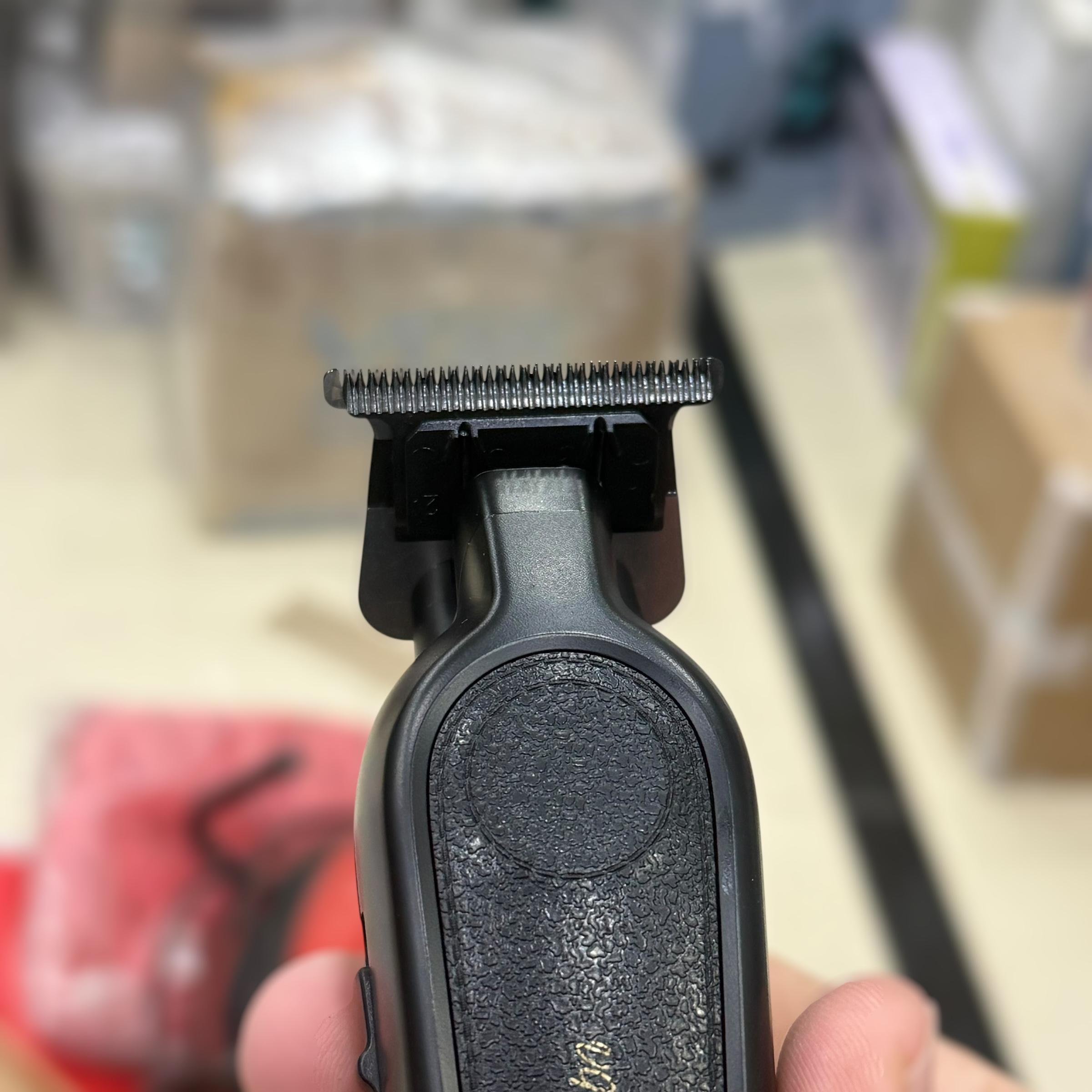 VGR Rechargeable Hair Trimmer V-995