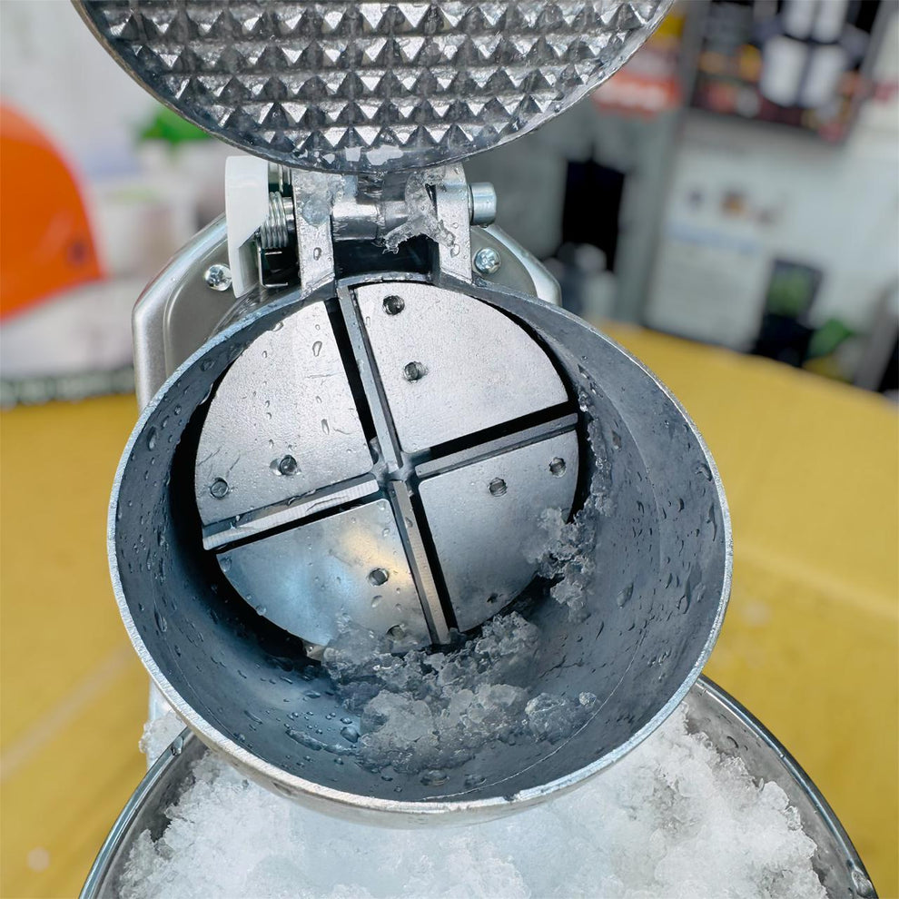 LOT IMPORTED COMMERCIAL ICE CRUSHER MECHINE 300W