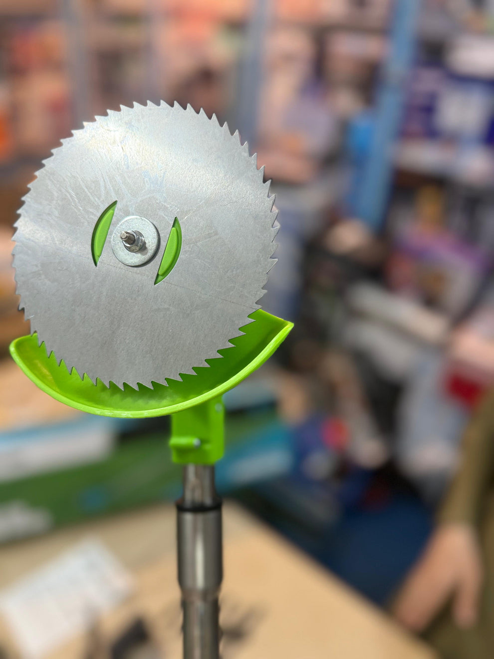 Rechargeable Grass cutting Machine 48v 2 buttery