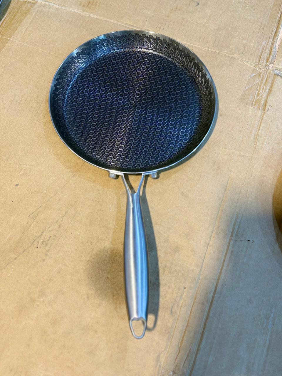 Double Sided Honey Comb Frypan 4 size