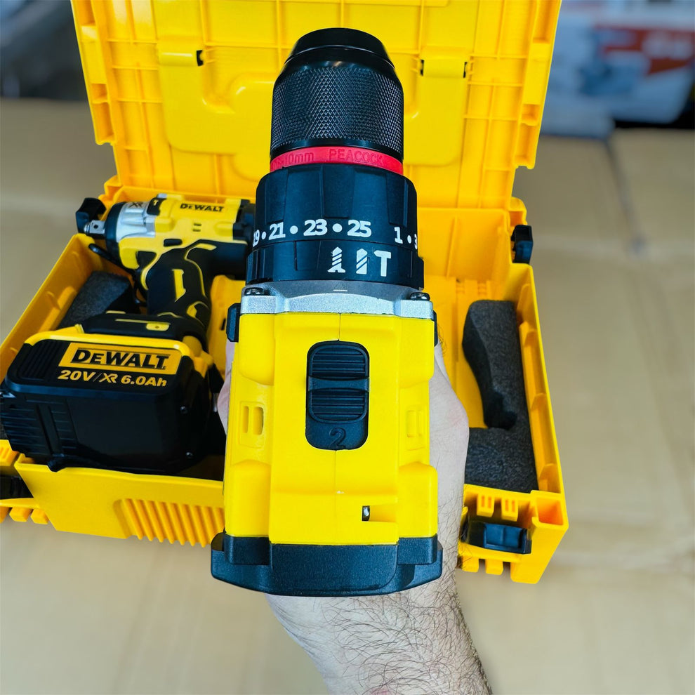 Dewalt 2 in 1 drill & impact wench with tools ( made in CZECH REPULIC