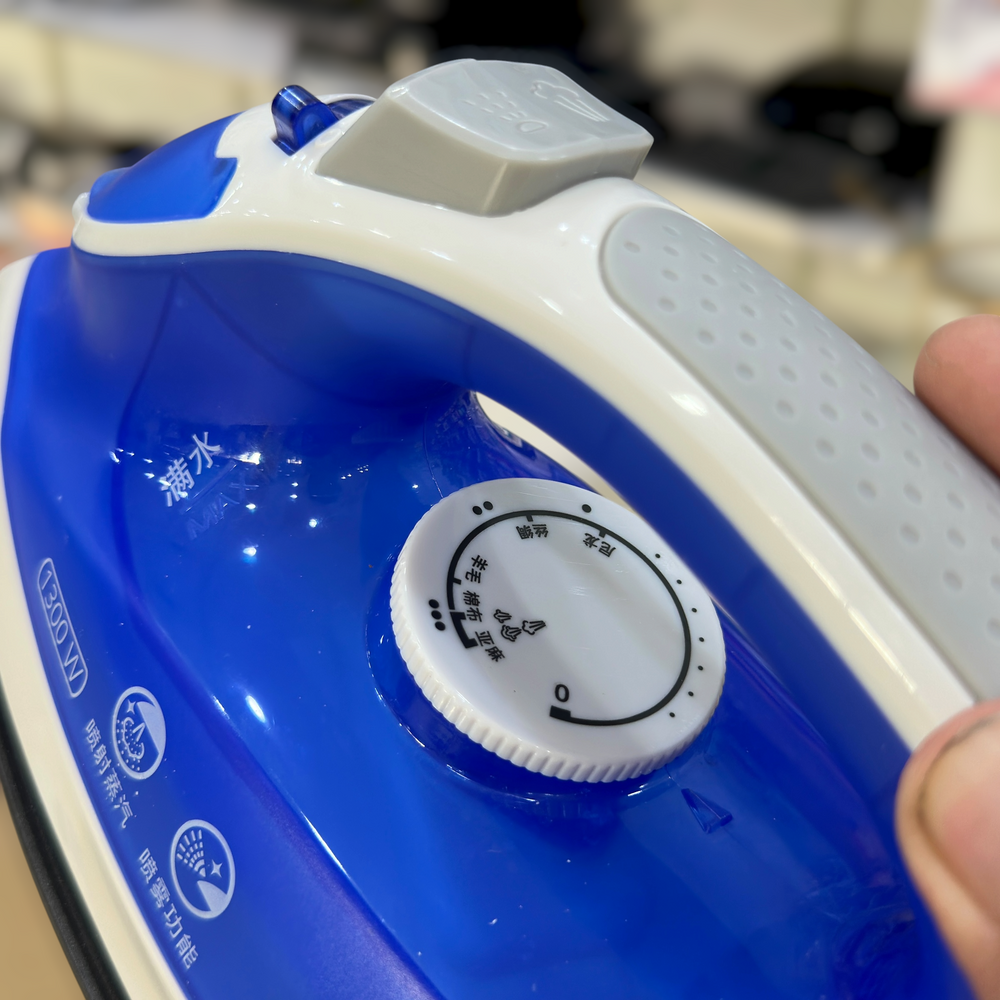 Panasonic NI-M160N Electric Steam Iron – 1300W High Power, Non-Stick Soleplate