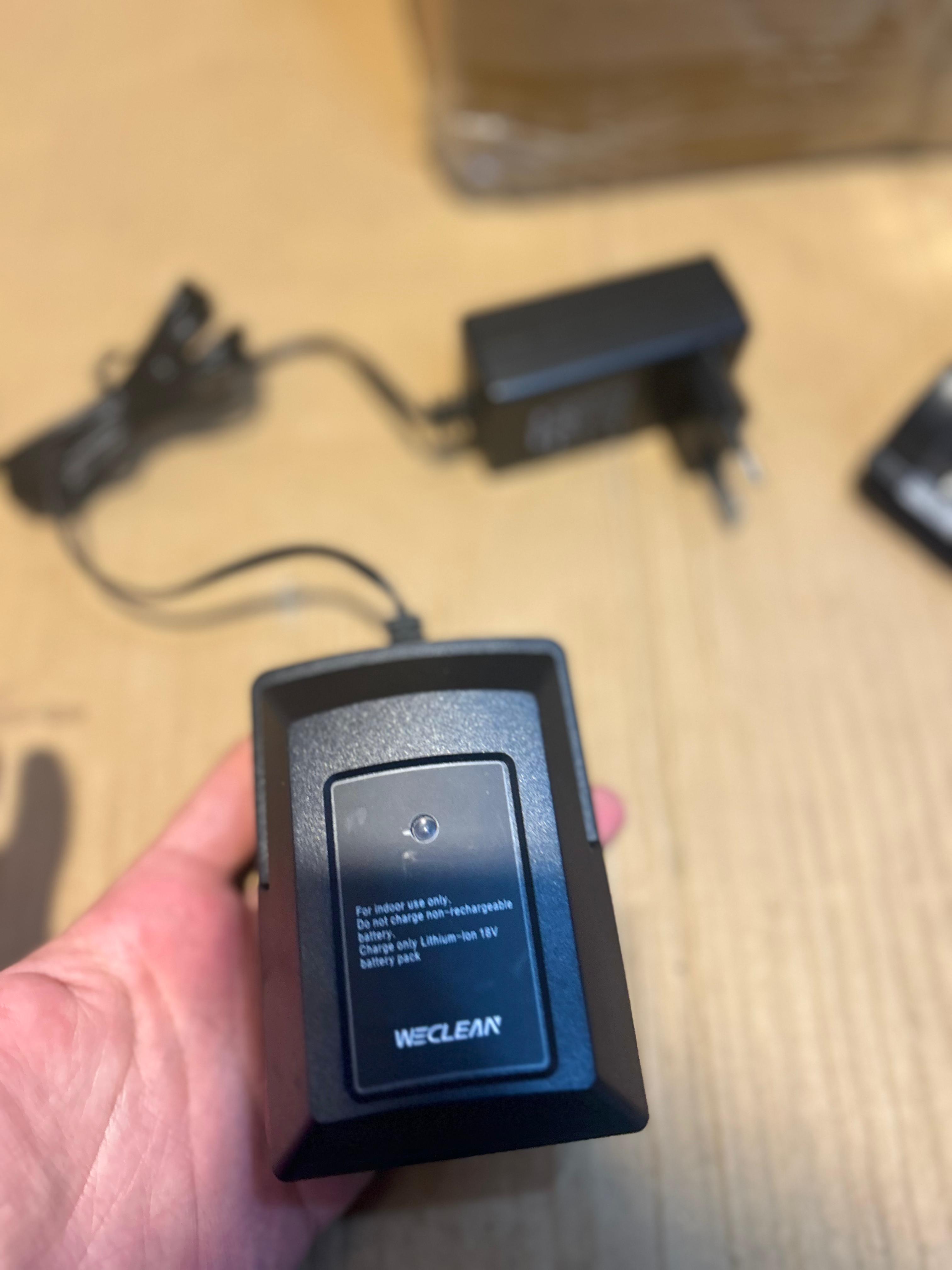 Weclean V1-3 Rechargeable Vacuum Cleaner – Powerful & Portable Cleaning