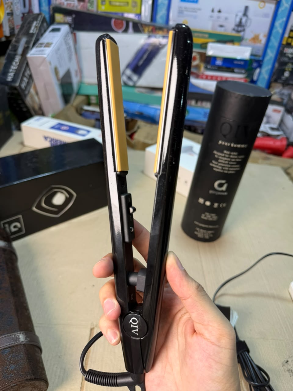 QIV Pour Homme Professional Hair Straightener